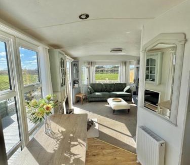 Anderby Creek Chalet De Esquí | Fraunie's Beach House Anderby Creek - Dog friendly