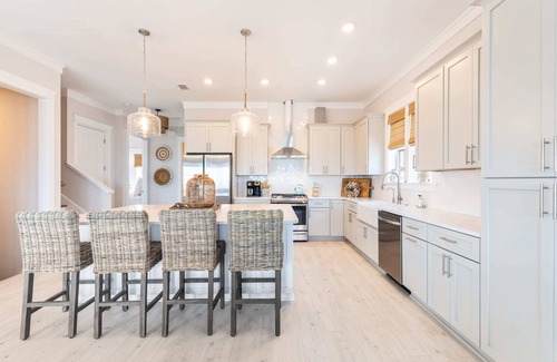 Cape San Blas Casa | Frazer Oceanfront Beach House with Elevated Infinity Pool! (Premier Bella Proper