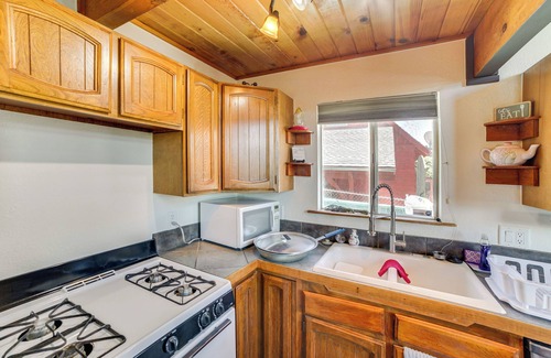 Frazier Park Cabina | Frazier Park Cabin w/ Ping-Pong Table, Near Trails