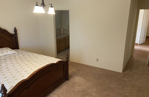 Frazier Park Casa | Frazier Park House - 4 Bedrooms - 3.5 Bathrooms -