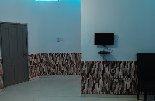 Sunyani Cama Y Desayuno | FRBK GUEST HOUSE SUNYANII