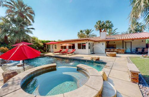 Palm Desert Casa | Fred Waring Dreams