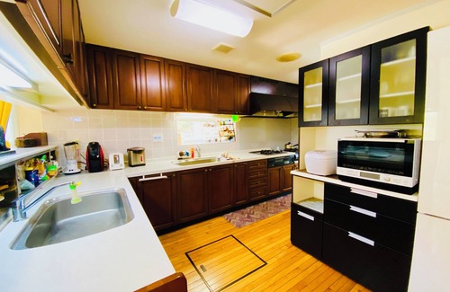 Narita Cabina | Free airport/station pickup Lodge Sleeps 8 people
