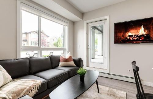 Shaganappi Apartamento | Free Heated Parking, Quick DT Access