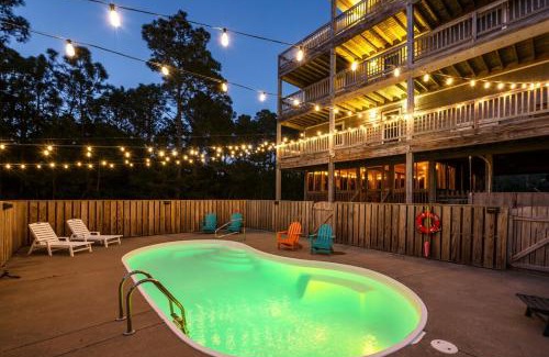 Wind Over Waves Casa | Free Heated pool, Views, Volleyball, Pets