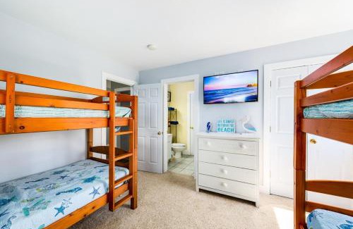 Wind Over Waves Casa | Free Heated pool, Views, Volleyball, Pets
