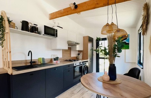 Saint-Omer Casa | Free kayaking, Waterfront house