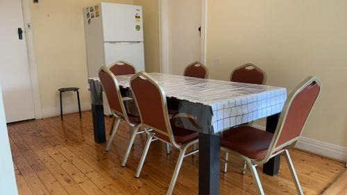 Camberwell Casa | Free Parking 5min Walk to Asian Supermarket Family Room Deakin Uni Quiet Camberwell