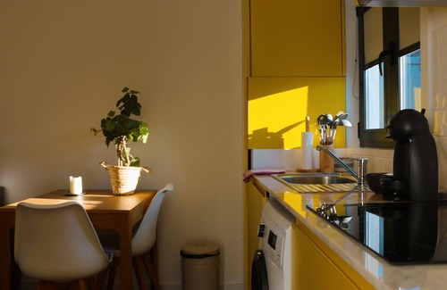 Ramalde Apartamento | Free parking&9 min metro to downtown, with private terrace