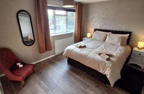 Fieldway Apartamento | Free Parking, comfortable, stylish house, G London & Kent Gateway
