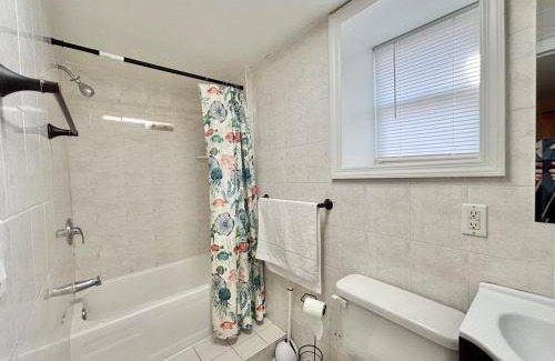 North Bergen Apartamento | FREE Parking Cozy 2 Bedroom unit near NYC