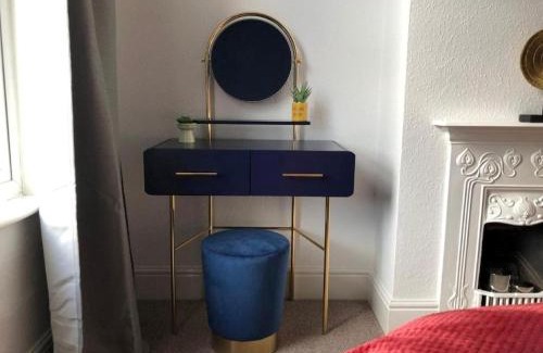 Coventry Casa | Free parking, free wifi, city centre, contractor and family friendly