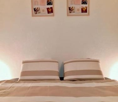 Como Apartamento | Free Parking! Lake Como, 5 min to Swiss