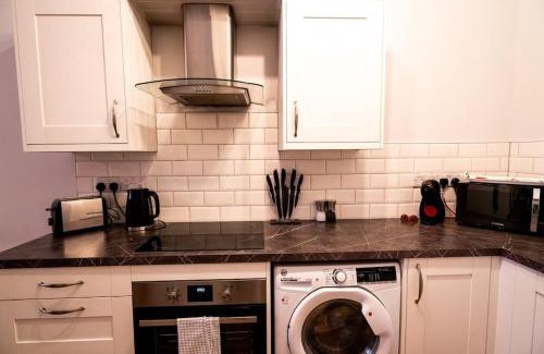 Castle Apartamento | Free Parking | Smart TV | 4 guests