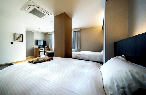Hatsukaichi Hotel | Summer trip plan for two E102 / Hatsukaichi Hiroshima