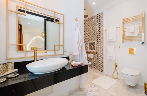 Bab Doukkala Casa | Free People Riad and Spa