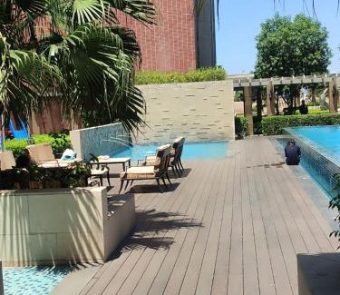 Paranaque Apartamento | Free Pool Access near MOA 622