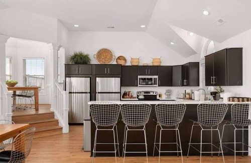 Whalehead Beach Casa | Sleeps 19, Ocean Views & 4-Min Walk to the Beach