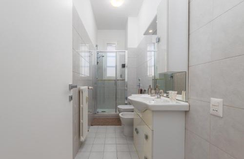 Maggiolina Apartamento | Free Private parking - 5 min to Metro - Access Control Guard - Quiet