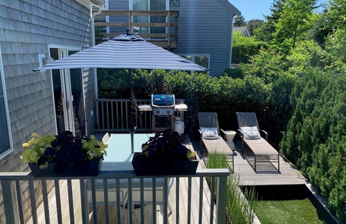 Provincetown Cabaña | Independiente, espaciosa, cabaña moderna, 1 hab + loft, ubicación central, 1 paquete