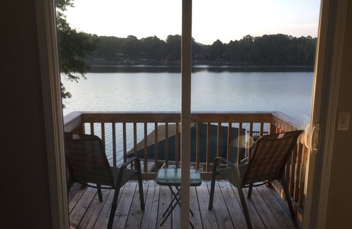 Albemarle Casa | Lake Tillery Main Channel Lakefront Home