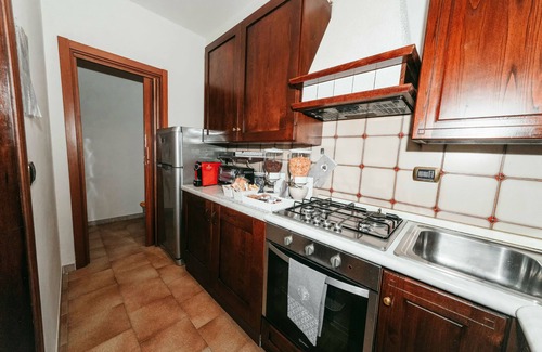 Terni Apartamento | (free WI-FI, PARKING, SMART TV, AIR-CONDITIONING)