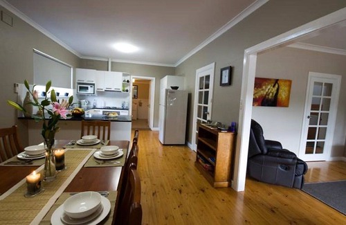 Port Lincoln Casa | FREE WIFI | PRIVATE GARDEN | SEAFOOD CAPITAL | LOCATION | ROMANTIC