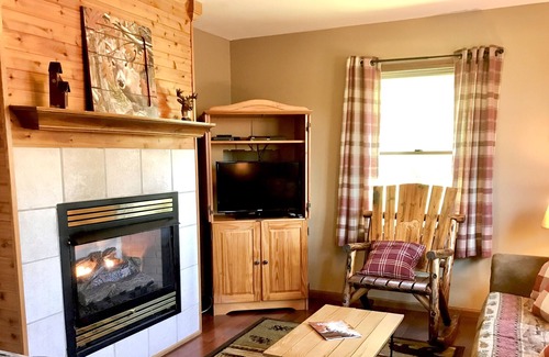Rockbridge Cabaña | Freedom - Secluded Country Cottage