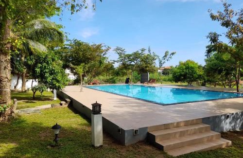 Dambulla Hotel | Freedom Village