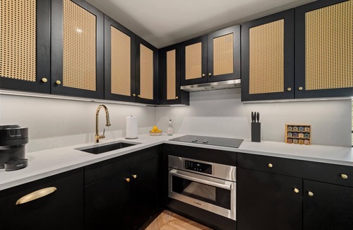 Bowery Condominio | Freeman III by Rove | 1BR Condo w/Shared Amenities
