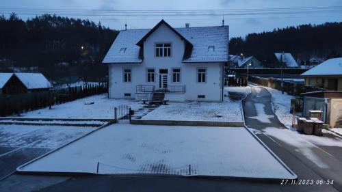 Podhradi nad Dyji Cama Y Desayuno | Frejstejn House, Artist's Residence