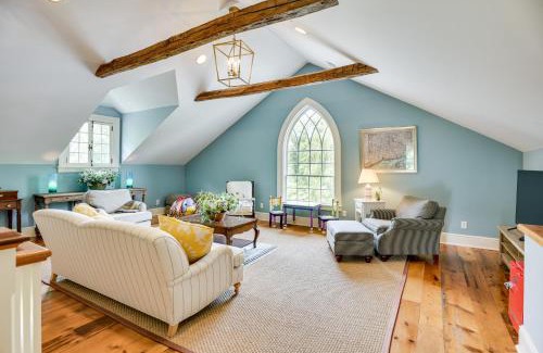 Stonington Casa | French Château Near Beaches, Mystic and Casinos!