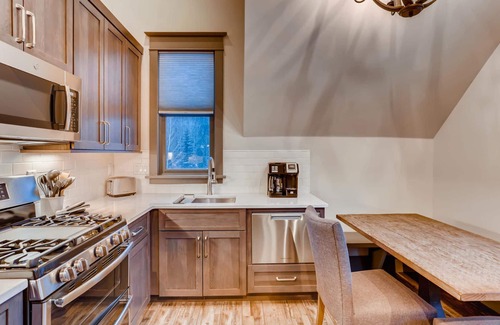 Historic District Casa | French Street Cottage: ¡Próximamente! Carriage House, Walk to Gondola & Main St