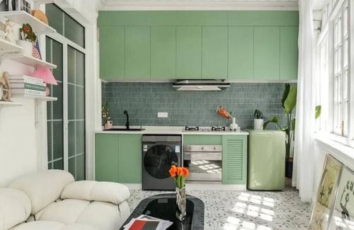 Downtown Shanghai Apartamento | French-style 1b1b apartment walk to XinTianDi, Fuxing Road