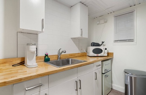 Sylvan Beach Apartamento | `Frenchman`s Refuge` - Steps to Sylvan`s Sand!