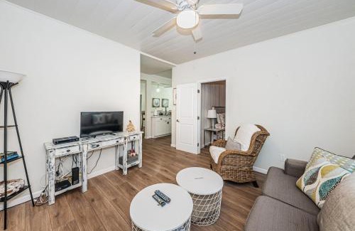 Clearwater Beach Casa | Frenchy's Cottage 482