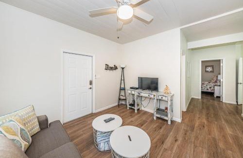 Clearwater Beach Casa | Frenchy's Cottage 482