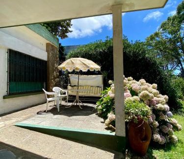 Atlantida Casa | Frente a la mansa CON SEÑA l LUZ GAS AGUA LIMPIEZA APARTE