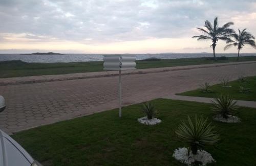 Barra de Sao Joao Casa | Frente a Praia. Ótima casa barra de são João Rio das ostras,fino acabamento