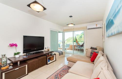 Camboinhas Apartamento | Frente-mar com 2Qtos em Camboinhas | GMO 1153/207