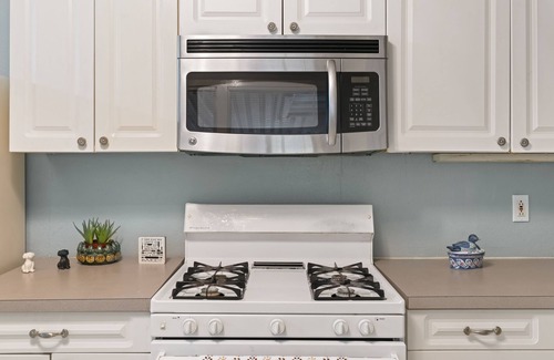 Pasadena Apartamento | Fresa Comfy Apt/ pet friendly