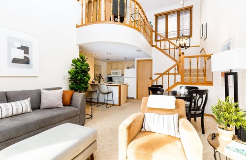 The Galena Territory Casa | Fresh! 2BR Golf Villa w/ King Beds, Dog-Friendly, Amenitty Access, Near Trails