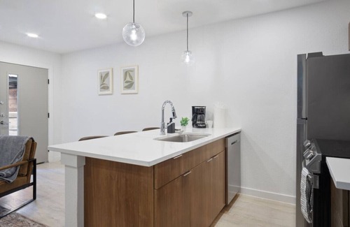 South Lamar Apartamento | Brand New Unit, 5 min to Downtown Austin