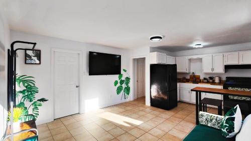 Lower Sackville Apartamento | Fresh & Bright Private Suite