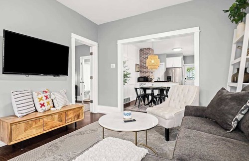 Royal Oak Casa | Fresh, Contemporary 2BR Home in Downtown Royal Oak