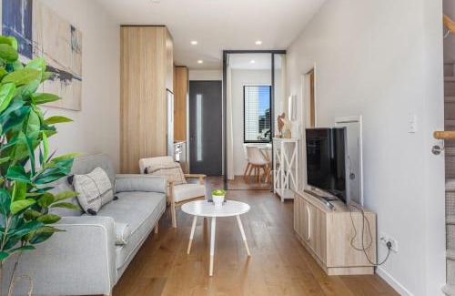 Grey Lynn Apartamento | Fresh Grey Lynn 2BR unit w Patio by Zodiak Stays