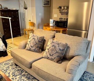 Hillcrest Casa | Fresh Meadow Cozy Studio