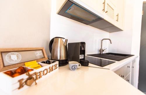 Platis Gialos Apartamento | Fresh renovated maisonette close to the beach