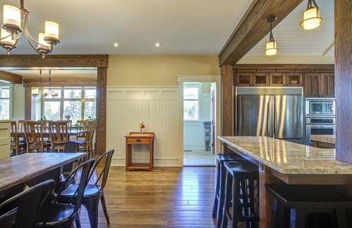 Armstrong Casa | Fresh Valley Farms Guesthouse