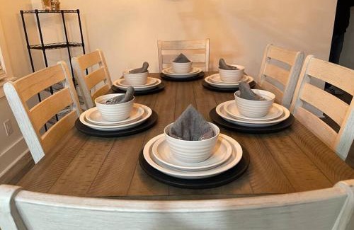 Westwood Casa | Freshly-remodeled, dog-friendly Westwood charmer!